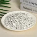 Natural white crystal mineral chips and crushed stones for aromatherapy and home decor - Howlite / 5-7mm (100g)