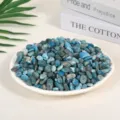 Premium natural blue polished crystal crushed stones for home decor and aromatherapy - Apatite / 7-9mm (100g)
