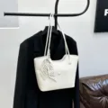 Bolso tote de hombro blanco para mujer, elegante bolso de cuero PU casual con cinta. - Blanco