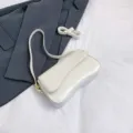 Elegante bolso de hombro blanco para mujer, diseño minimalista de moda, bolso versátil elegante. - Blanco