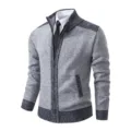 Detail gilet en maille homme, cardigan gris col stand fermeture eclair couleur contraste. - M / Hauts / Gris clair