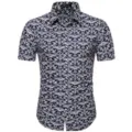 Camicia casual estiva a maniche corte da uomo con elegante stampa barocca blu e bianca. - Taglia M / Top / Azzurro Barocco (DC01)