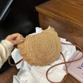 Bolso cruzado de paja ganchillo hecho a mano para mujer, bolso de playa redondo de verano. - Caqui