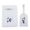 Set copripassaporto ed etichetta per bagaglio in pelle PU bianca con mappa del mondo. - Portapassaporto E Etichetta Per Bagagli / Bianco Argento