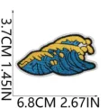 Bestickter Wellen Aufnäher zum Aufbügeln für Jacken, 6,8x3,7 cm blau gelbes Design. - X18XG-082-10