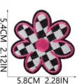 Parche bordado de flor a cuadros retro con dimensiones claras para reparación de chaquetas. - Estilo Flor Cuadros Blanco y Negro (C28SD-1-10)