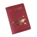 Roter Leder Reisepass Hülle mit goldener Weltkarte, Reise Dokumenten Organizer Portemonnaie. - Burgunderrot