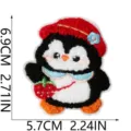 Niedlicher Pinguin Stickaufnäher zum Aufbügeln mit Erdbeer-Motiv für Kleidung und DIY-Projekte. - Erdbeer Pinguin (S27QE-11-03)