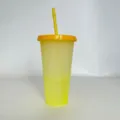 Grand gobelet jaune réutilisable avec paille et couvercle, 710ml tasse à changement de couleur - 701-800ml / Transparent à Jaune