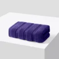 Asciugamano per il viso in cotone viola con design a righe, morbido e assorbente per uso quotidiano. - Viola scuro