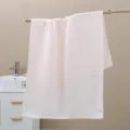 Serviette de bain gaufrée en coton rose pour usage quotidien, douce et respirante. - 70x140cm / Rose Clair