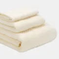 Ensemble de 3 serviettes de bain en jacquard de coton doux, unies et de haute qualite. - Blanc Cassé