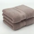 Serviette de bain unie 100% coton de qualité hôtel douce et très absorbante variante - Chameau