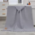 Grijs puur katoen wafelstof omslagdoek deken grote badhanddoek met elegante franje decor. - Zilverijs / 180x90cm
