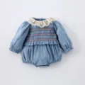 Carina tutina a maniche lunghe per bambina con colletto in pizzo e petto smockato per bimba. - 73cm / Tutina Blu