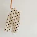 Süßer Baby Strampler mit Punkten, ärmelloses Design, minimalistische Detailansicht. - 66cm / Khaki