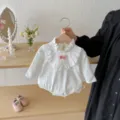 Infant baby long sleeve romper with delicate lace doll collar and cute pink bow detail. - H10-66cm