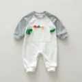 Schattige 3D dinosaurus zak baby romper detail, lange mouw raglan ontwerp, zachte stof. - 66cm / Wit en grijs contrast