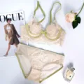 Französisches sexy Spitzen-Lingerie-Set in Beige und Grün, bequemer Push-up-BH und Höschen. - 70B / Set / Aprikose und Grün