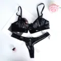Franse sexy zwarte doorschijnende kanten bh en string lingerie set voor vrouwen. - S / Set / Zwart