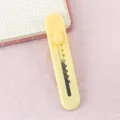 Gele mini hobbymes schattig klein briefopener draagbaar kantoor briefpapier school - Eenvoudige hobbymessen - Geel