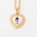 Collar de corazon flor de nacimiento de acero inoxidable dorado mujer, joya elegante chic. - Enero - Clavel