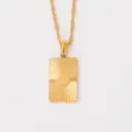 Collar del zodiaco Aries en acero inoxidable bañado en oro de 18K con colgante rectangular. - Aries