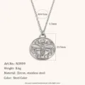 Détail de collier pendentif pièce abeille en acier inoxydable, zircons étincelants, style rétro. - Argent - Strass Blanc (N3959_SW)