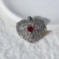 Pendente Cuore in Zircone Placcato Oro Micro Pavé DIY Accessorio Pietra Rossa Traforato - Stile Sacro Cuore Rosso (3)