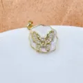 Goldfarbener Schmetterlings-Anhänger im Detail, Zirkonia Messing Charms für Kette. - Gold Mikro-Eingelegter Weißer Strass Schmetterling Stil (3)