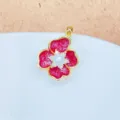 Goldfarbener Blumen-Anhänger mit Perle und funkelnden Zirkoniasteinen für eleganter Alltagslook. - Gold Rot Rosa Glitzer Blütenblatt Stil (5)