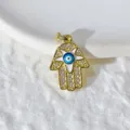 Elegante Ciondolo Mano Di Hamsa Occhio Malvagio Zircone Bianco Accessorio Gioiello DIY - Stile Mano Di Fatima In Smalto Blu (xz422-5) / Oro