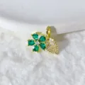 Grüner Blumen- und Blatt-Anhänger, Zirkonia vergoldetes DIY-Schmuckzubehör für Ketten. - Fünfblättrige Grüne Blume und Blatt Doppelgelenk (0221)