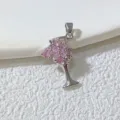 Feiner Weinglas Anhänger verziert mit funkelnden rosa Zirkoniasteinen für DIY Schmuck. - Silber Rosa