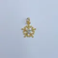 Vergoldeter Mikro Zirkonia Schneeflocke Anhänger DIY Schmuck Zubehör Accessoires Neu - Schneeflockenform (4) / Gold
