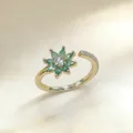 Vergoldeter offener Ring mit grünem Zirkon Blumen und glänzenden Kristallen Variante - Grüner Wassertropfen Blumenstil (8)