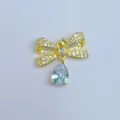 Goldfarbener Mikro-Pave-Zirkonia-Schleifen-Anhänger mit Tropfenstein für DIY Schmuckherstellung. - Vergoldeter Mikro-Eingelegter Strass-Schleife-Stil (01)