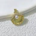 Vergoldeter Muschel Perlen Anhänger Detailaufnahme, eleganter Schmuckzusatz zum Basteln. - Strass Perle Muschel Stil (11) / Nur Anhänger