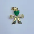 Exquisiter vergoldeter grüner Herz Zirkonia Schleifen Anhänger für DIY Schmuck - Goldene Basis Grüner Edelstein Strass Schleife Stil (05)