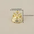 Gold-plated retro court style crown pendant detail view, creative DIY jewelry accessory part. - Crown Style / 1.1cm / Gold