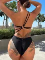 Maillot de bain une pièce noir sexy, design dos nu croisé pour femme vacances plage. - S / Robes / Noir