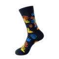 Dunkelblaue Socken mit bunten Korallenmustern, bequeme und modische Socken für den Alltag. - Einheitsgröße / Koralle