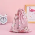 Rosa Blumen Baumwoll Kordelzug Aufbewahrungstasche, süße Kosmetiktasche für Reise. - Kirschblüte
