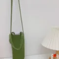 Einfarbig grüne Canvas Trinkflaschenhülle mit Riemen, tragbare Umhängetasche für Becher. - Armeegrün Umhängetasche Stil