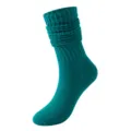 Einfarbige Slouch-Socken für Damen, dunkelgrüne lange Stulpenstrümpfe, bequeme warme Wintersocken. - Einheitsgröße / Malachitgrün