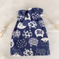 Blauer Leinwand Kordelzug Beutel mit süßem japanischem Katzenmuster für kleine Gegenstände. - L / 25cm x 32cm / Blauer Katzendruck