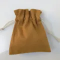 Einfarbiger Leinwand Kordelzug Aufbewahrungsbeutel, minimalistischer gelber Staubbeutel. - S / Kaffeebraun
