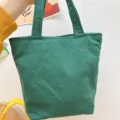Einfarbige grüne Segeltuch Tragetasche Lunch Handtasche kleine quadratische Tasche. - Avocadogrün