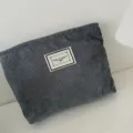 Borsa cosmetica in velluto a coste grigio scuro minimalista, poccetta da viaggio con zip. - Velluto a coste grigio