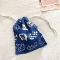 Japanischer Kordelzug Aufbewahrungsbeutel aus Baumwolle mit Katzenprint für Kosmetik. - Katzen-Silhouette-Druck